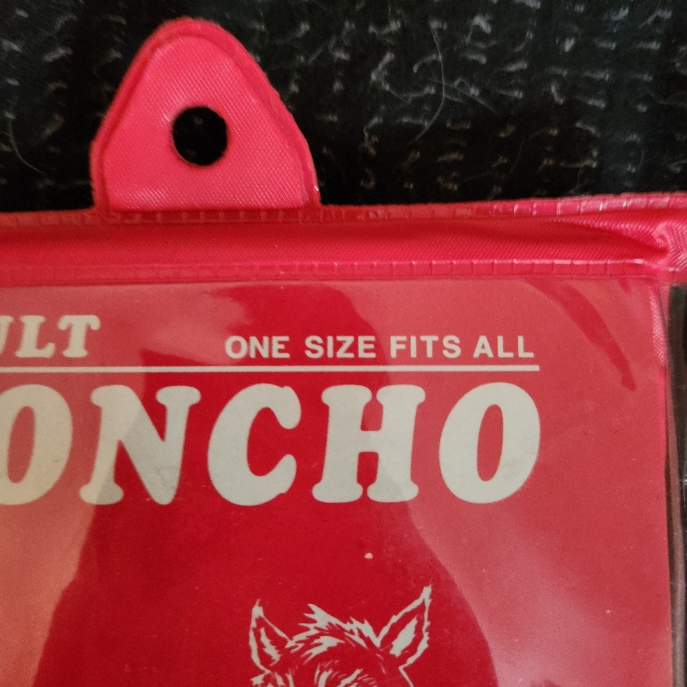 Arkansas Razorbacks poncho - Picture 3 of 4
